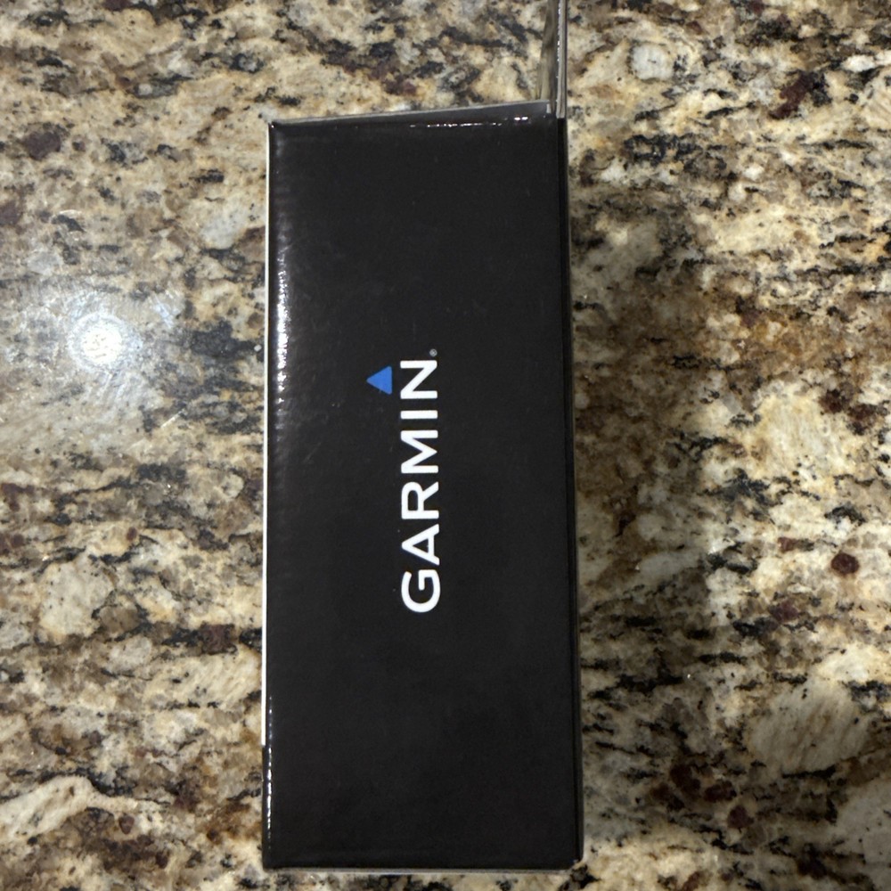 Garmin Auto Suction Cup Mount with Speaker