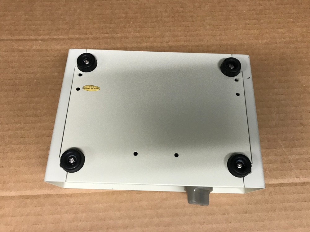 DataSwitch 4-Way Desktop RJ-45 Data Transfer Switch -No Power Required - NEW