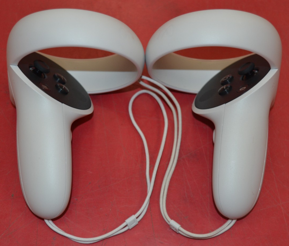 GENUINE Oculus Meta Quest 2 VR Controllers - Left &Right Controllers ONLY *USED*