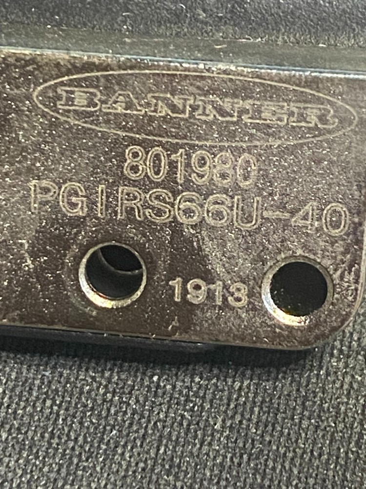 BANNER PGIRS66U-40 PLASTIC FIBER GROUP ARRAY OPPOSED MODE 40 MM FIBER ARRAY 159