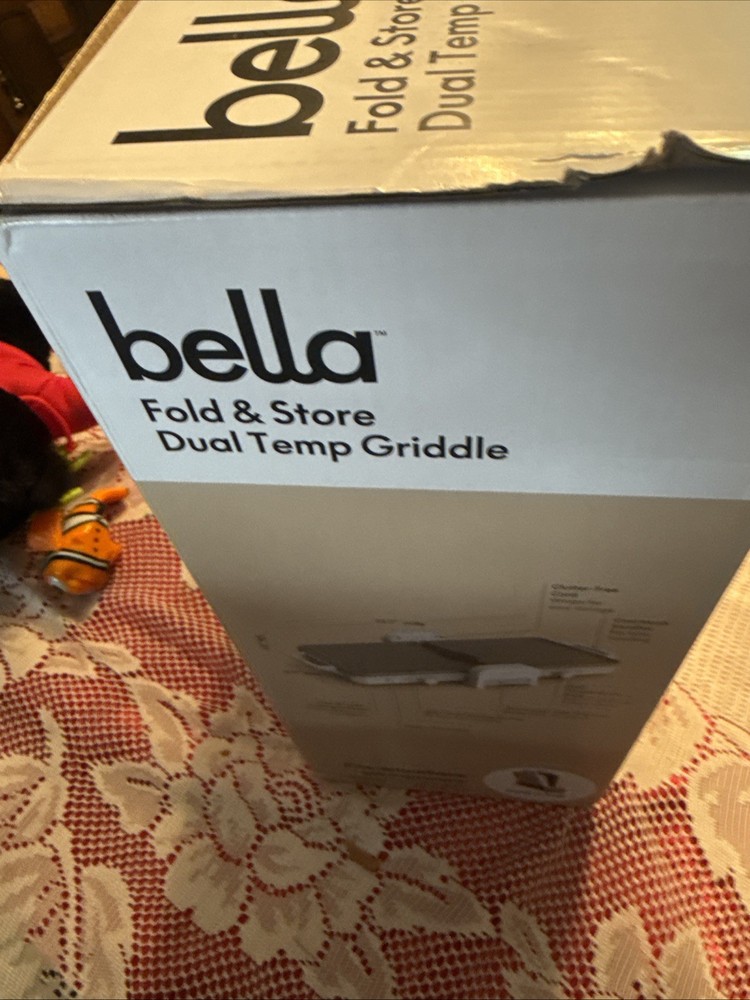 Bella Fold & Store Griddle New In Box