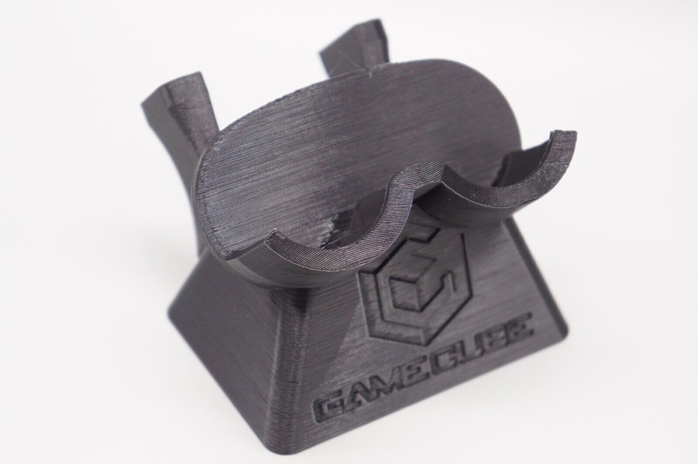 3D Printed Display Stand Holder for Nintendo GameCube Wired Controller