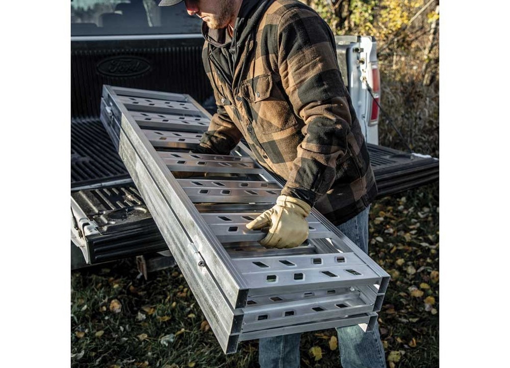 Yutrax YR300 69" Tri-Fold Ramp
