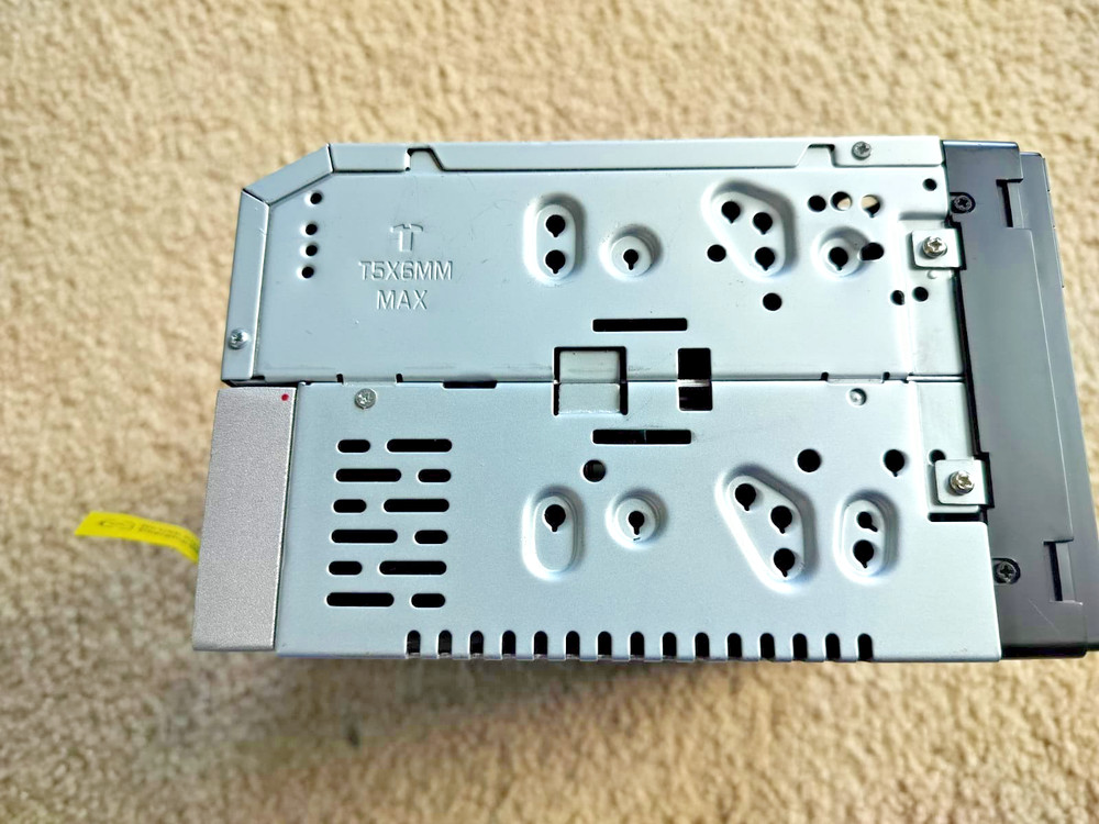 Jensen 6.2″ Mechless Receiver with Bluetooth – VX3228 **UNTESTED | READ**