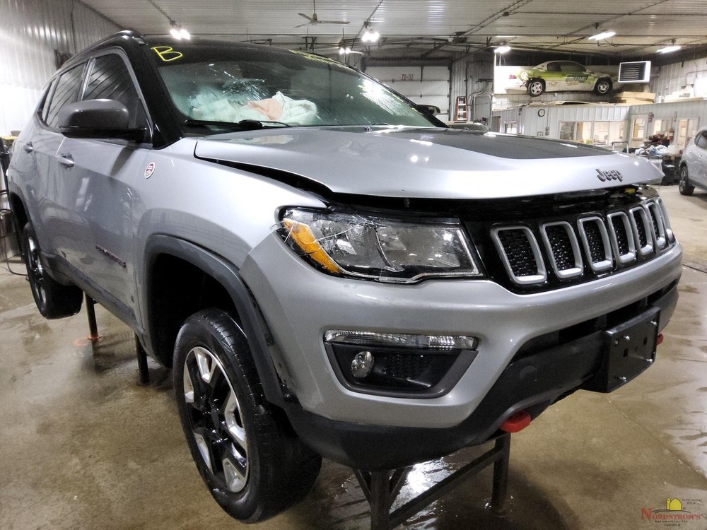 2018 Jeep Compass Driver Front Headrest Only Black Leather