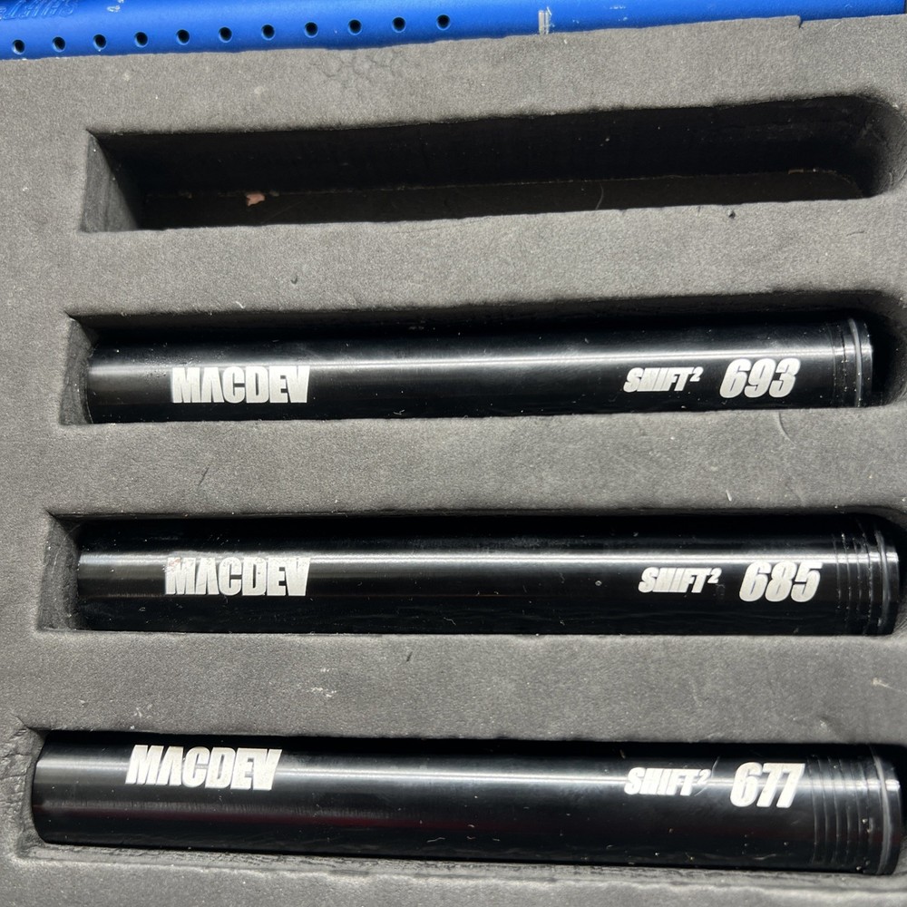 MacDev Cyborg 6 Paintball Marker CO221 Blue