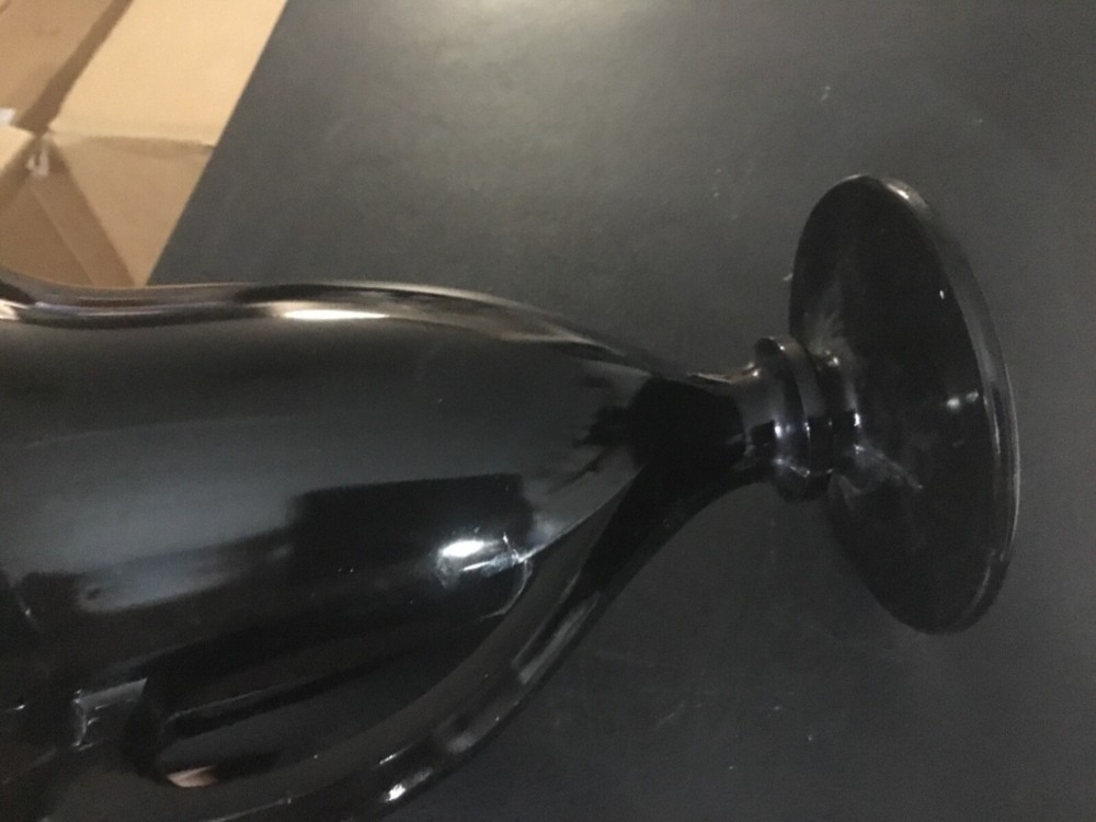 Trophy Style Black Glass Planter