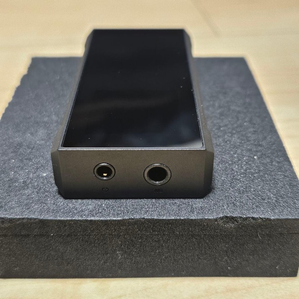 FiiO BTR7 Portable DAC Amp w/ Box All Function Tested Black