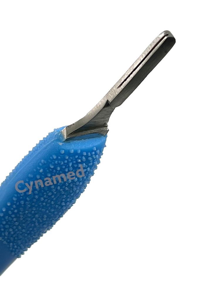 Plastic Scalpel Handle #4 (Blue) with Textured Grip for Easier Control (1 Piece)