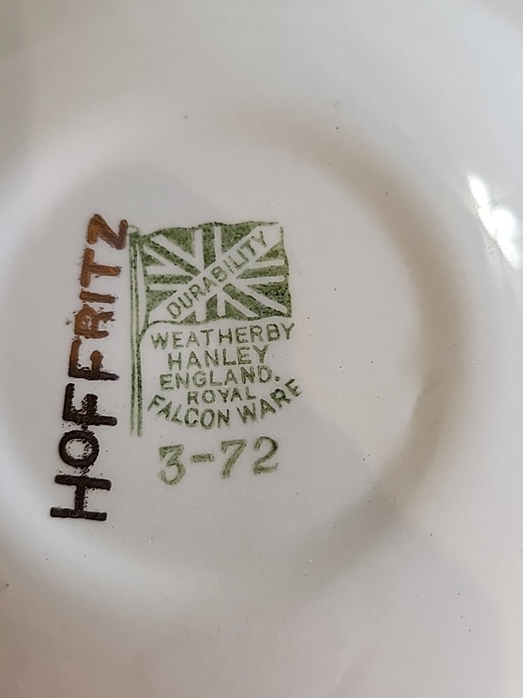 Hoffritz Porcelain Cat Plate 5" Made in England