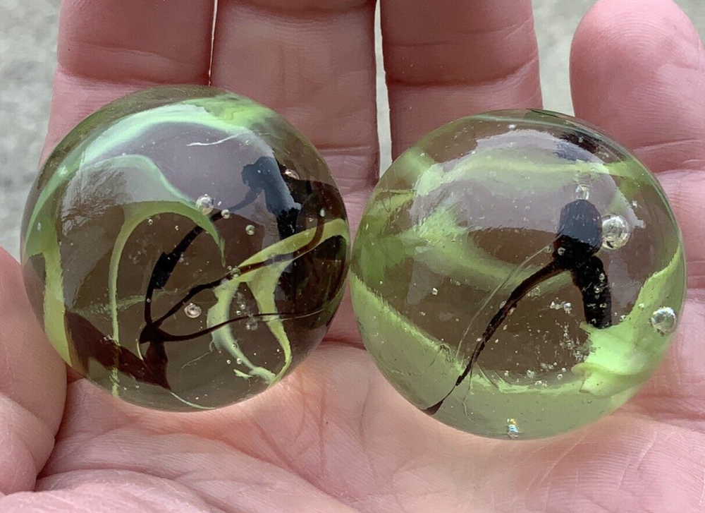 2 BOULDERS 35mm COMMANDO Marbles Wire Pull Confetti Green/Brown Glass LARGE HUGE