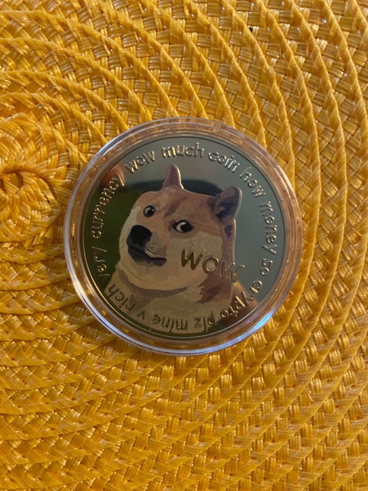 Gold Dogecoin Commemorative Coin