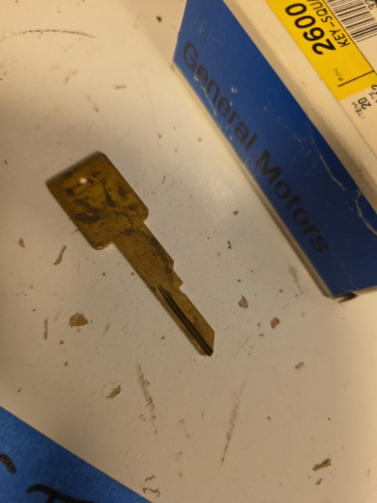 Genuine GM 26007687 VATS Work Key Blank Ignition Security System Key