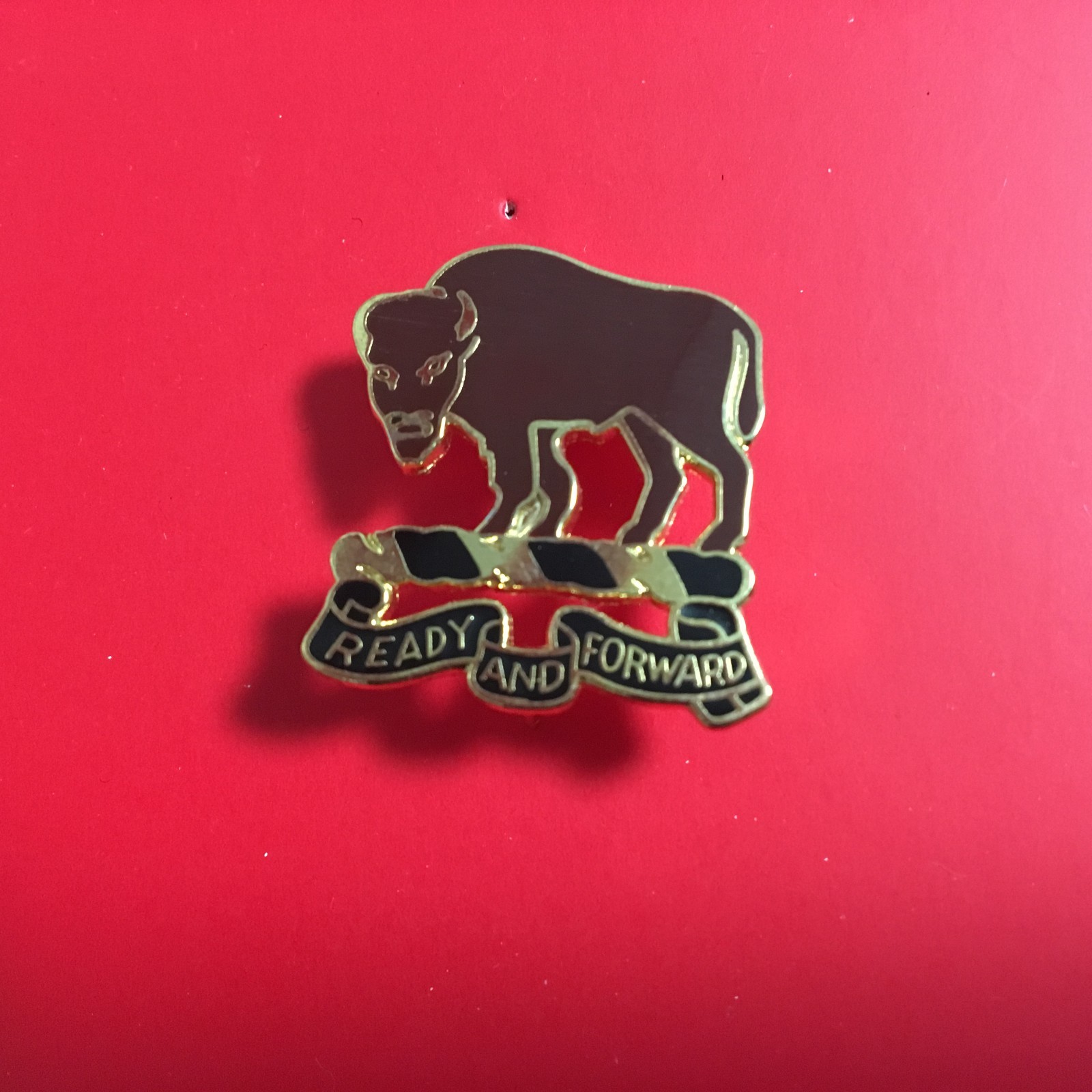 US ARMY 10TH CAVALRY DIVISION LEFT HAT PIN (BUFFALO SOLDIERS)