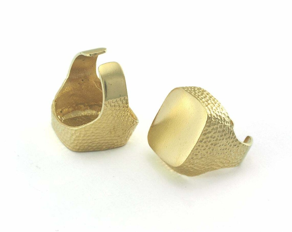 Hammered Shape Ring Blank - Raw brass (18.5mm 8US inner size - Adjustable ) 564