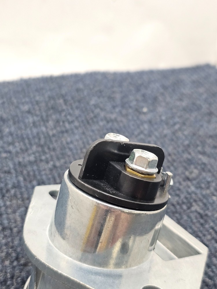 Dual Pole Socket Horizontal Pins Connector Steel