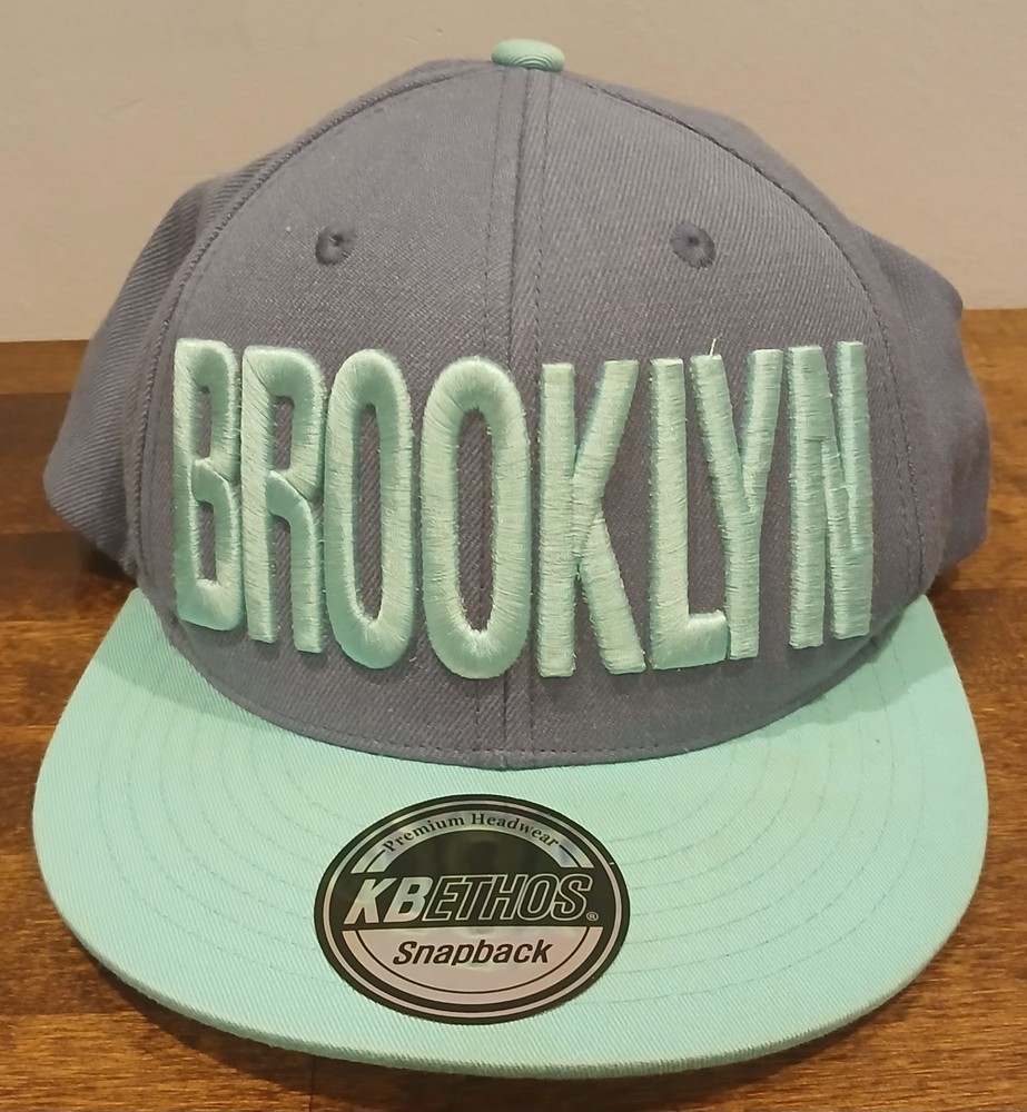 KBETHOS BROOKLYN BASEBALL STYLE ADJUSTABLE STRAPBACK HAT GRAY/Green