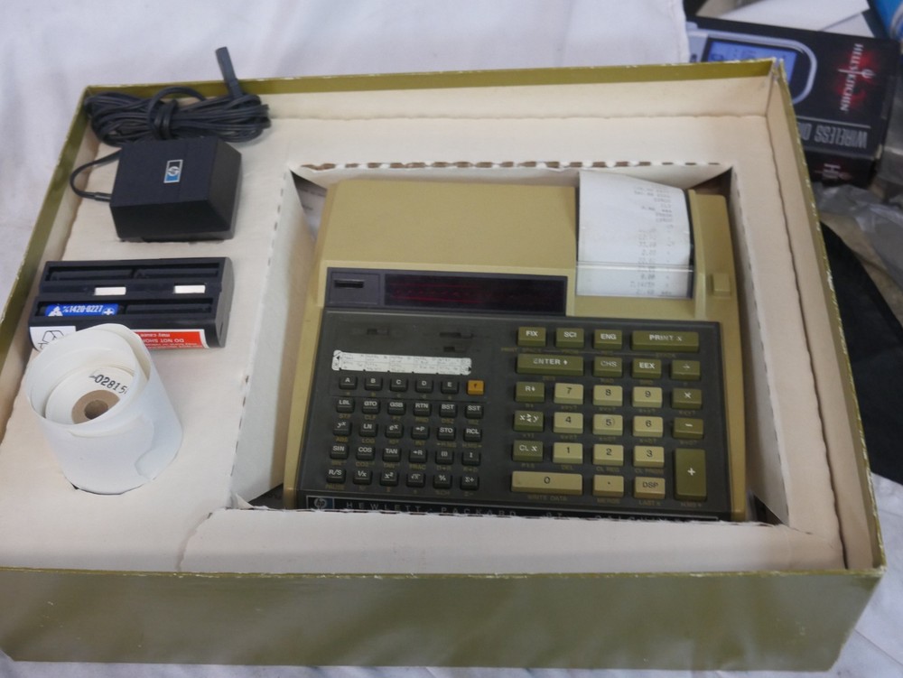 1978 Hewlett Packard HP 97 Programmable Calculator Complete with Manuals + Box!