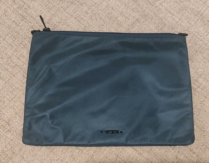 Tumi Multipurpose Nylon Zip Pouch - Blue w/Black Hardware •Used•