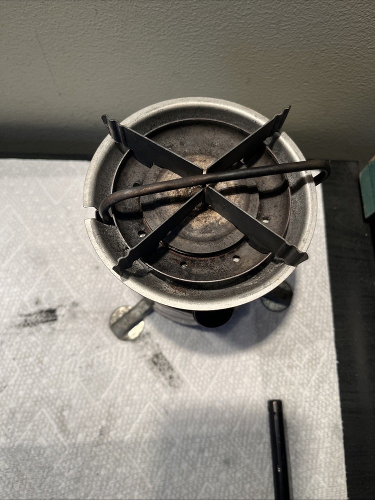 Coleman Peak 1 Model 400 Backpacking Stove
