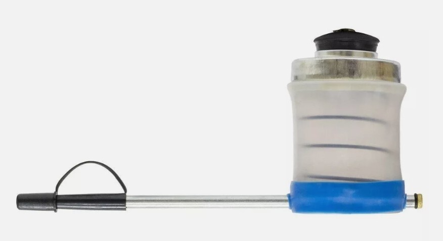 The Clear Puffer Dusters 5' Standard Dust Applicator by Executive Pest Control