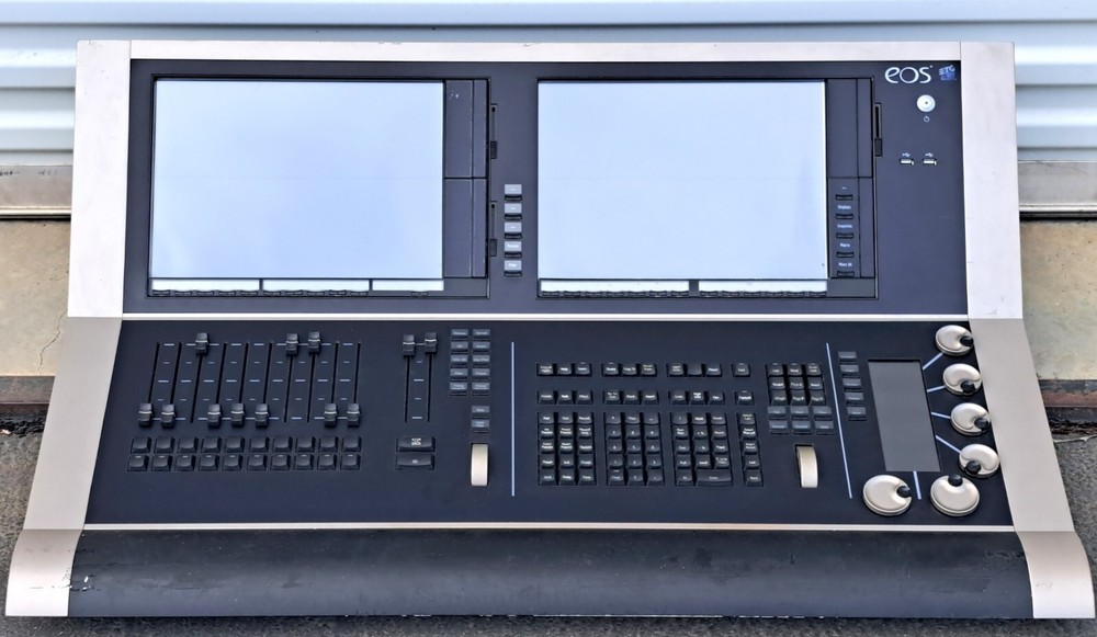 ETC EOS Lighting Console Control Desk 4250A1010