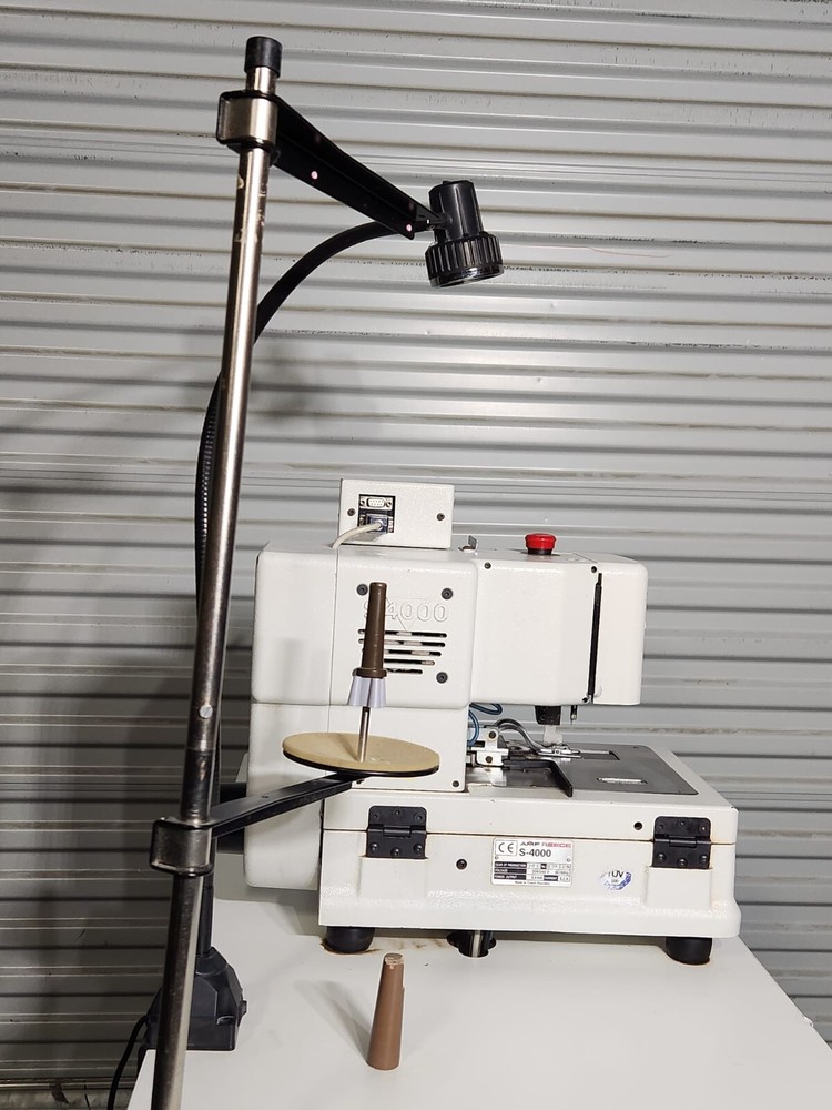 AMF REECE S-4000 Chainstitch Tacker Machine - U241874