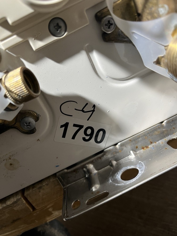 Rinnai V53DeP Outdoor Tankless Water Heater 120k BTU Propane Gas (C-4 #1790)