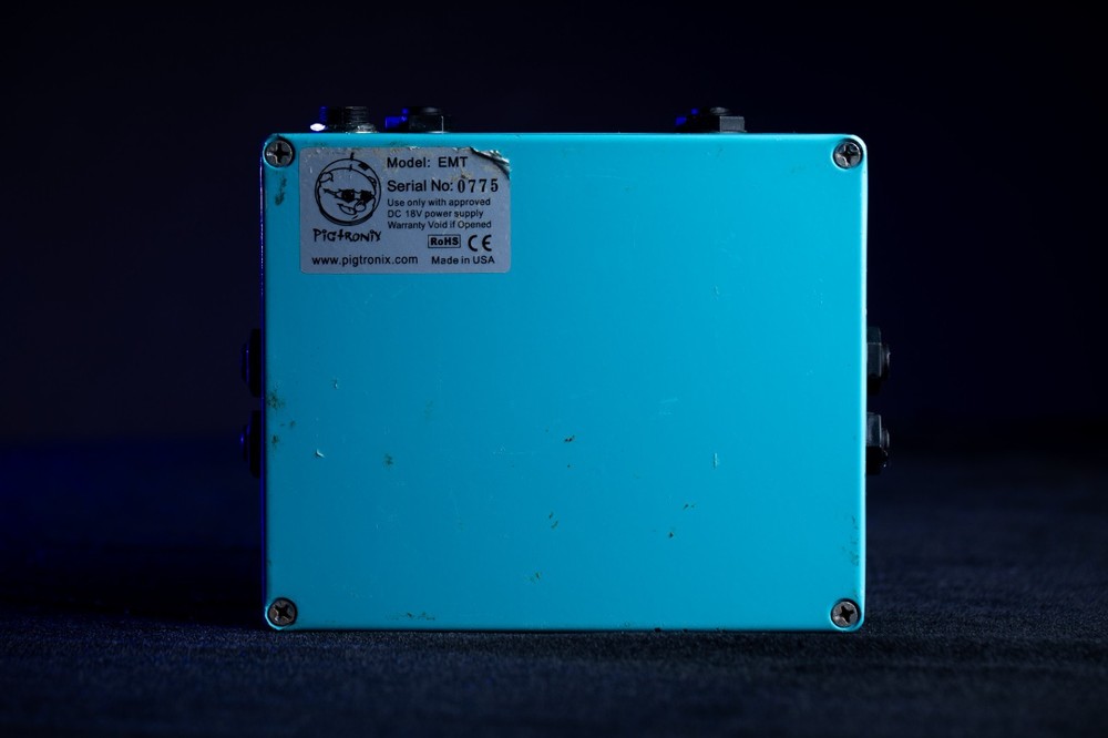 pigtronix tremvelope pedal