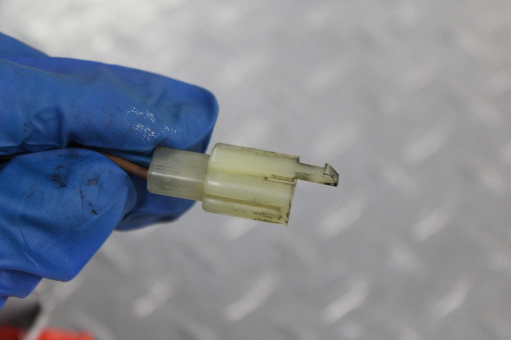 2001 TRIUMPH SPEED TRIPLE REAR BACK BRAKE SENSOR