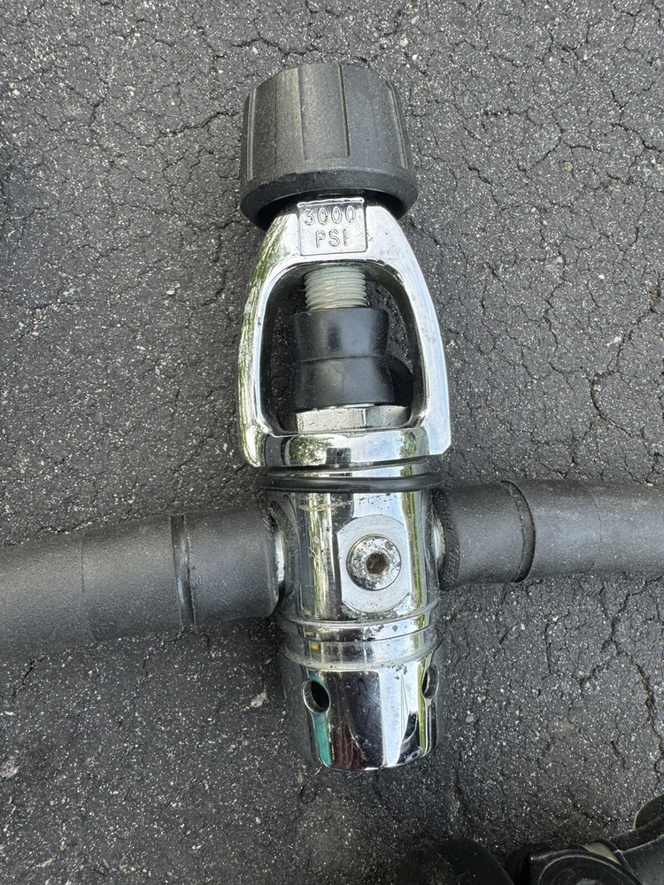 Scubapro Regulator 3000PSI G200 Mint Condition Pre-owned