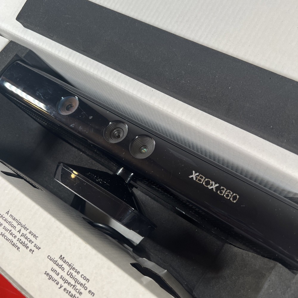 Microsoft Xbox 360 Kinect Sensor With Box No Game Tested