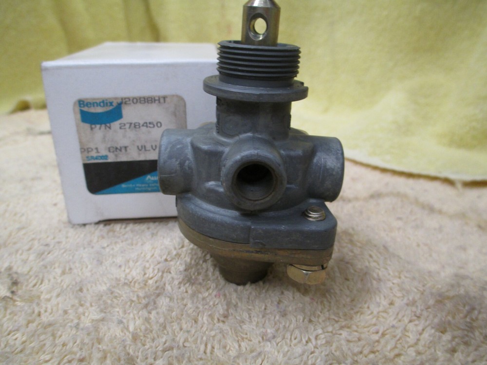 Bendix 278450 Air Control Valve, NOS A11