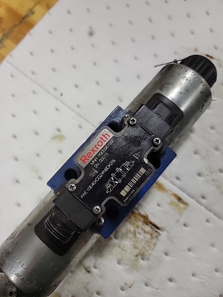 Rexroth 4WE10E40/CG24N9DK25L