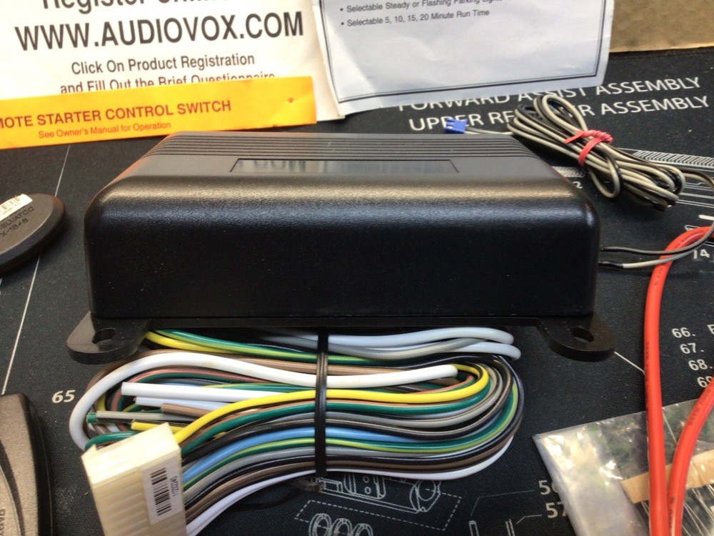 Audiovox AS9055T 1 Button Remote start open box