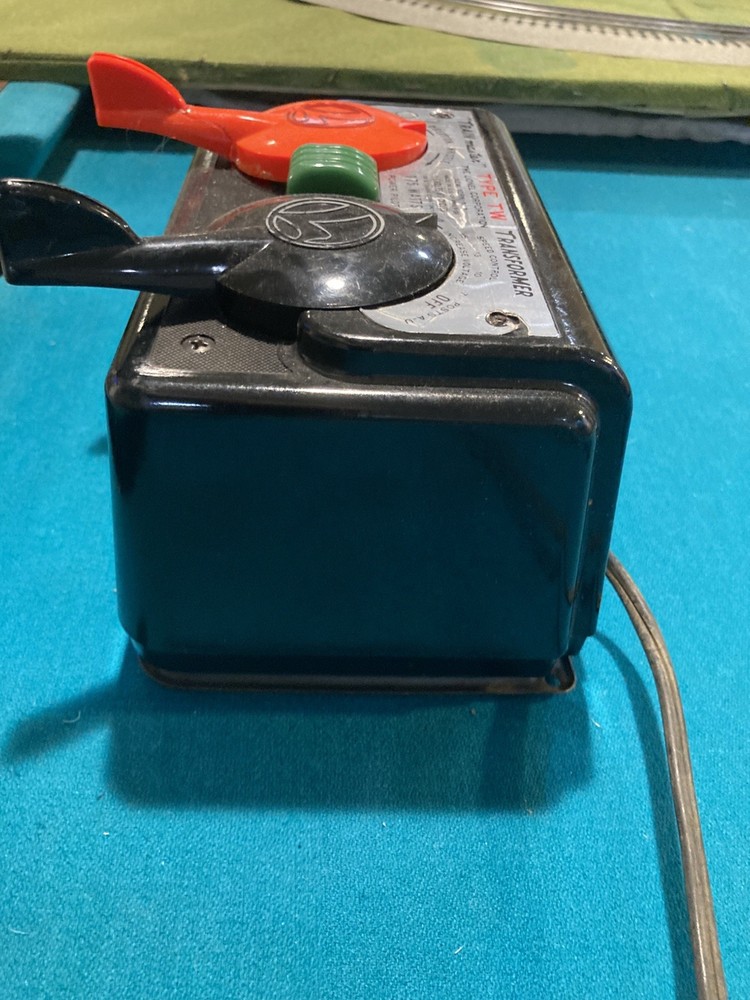LIONEL TW TRANSFORMER WHISTLE AND DIRECTIONAL CONTROL