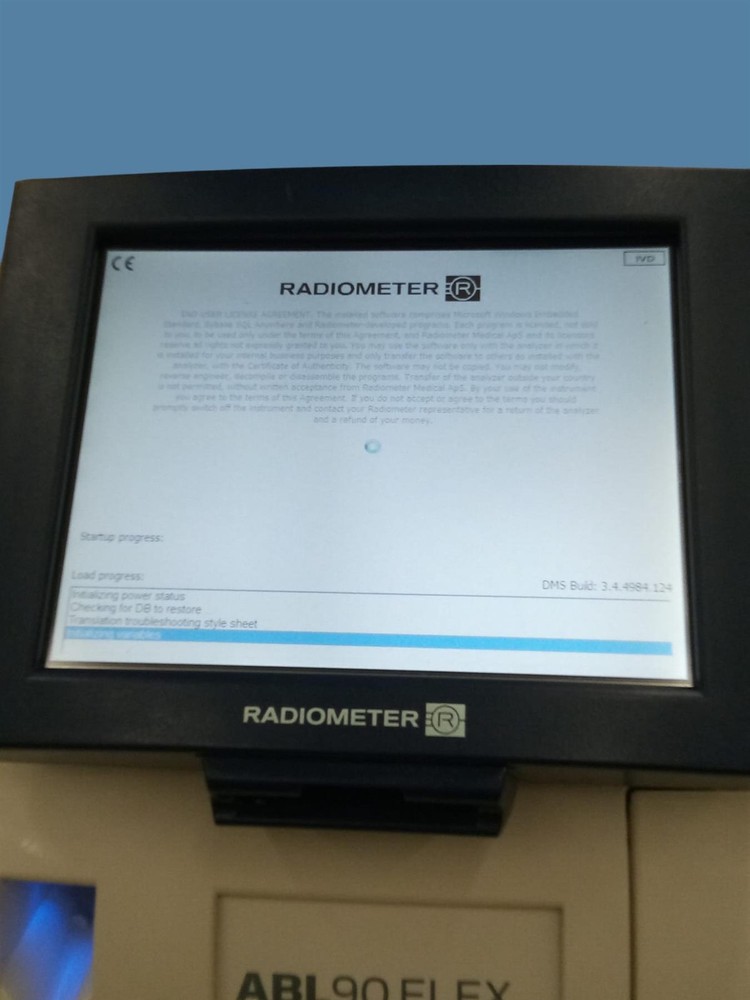 Radiometer ABL90 FLEX PLUS Blood Gas Analyzer (screen housing broken)