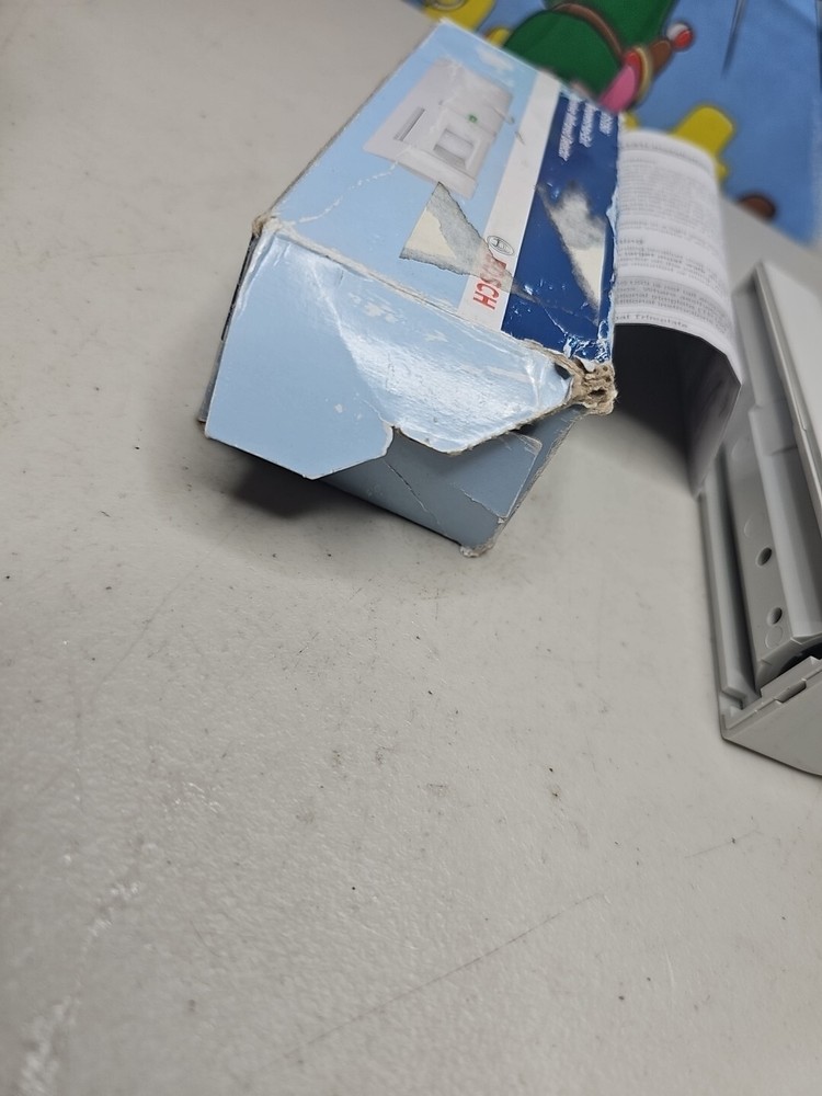 BOSCH DS150i REQUEST-TO-EXIT INFARED MOTION DETECTOR- USED.