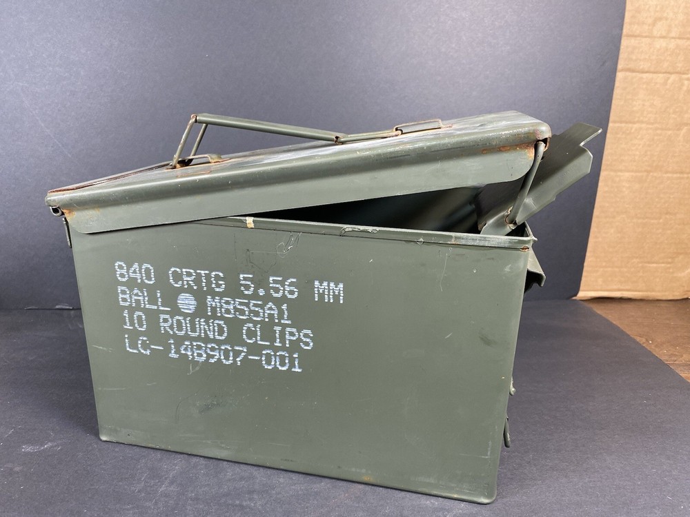 ARMY METAL AMMO BOX “empty”