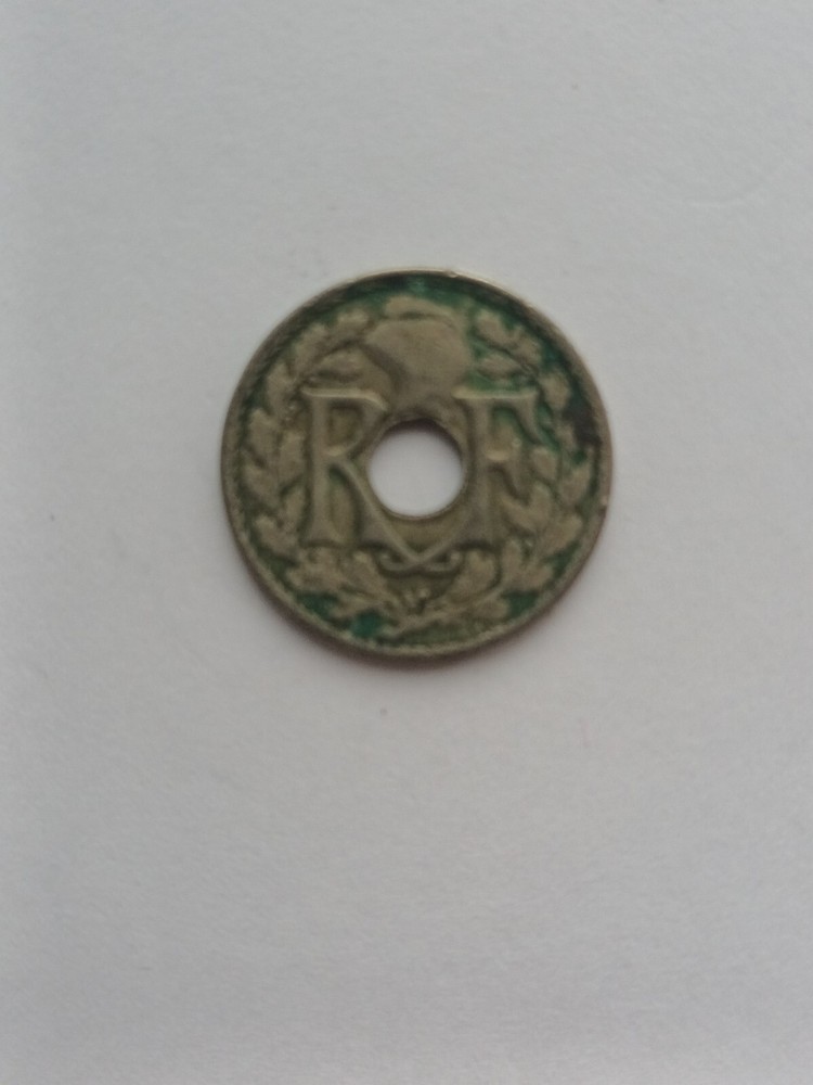 Old French Coin 5 Centimes 1925