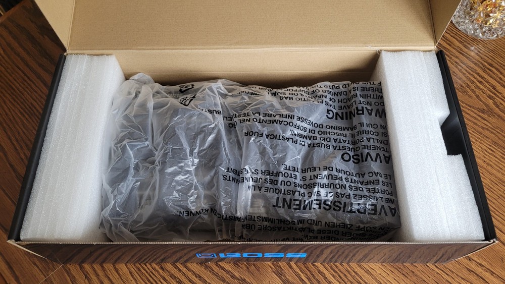 Boss ME-90 Guitar Multi-Effects Processor Effects Pedal With Bluetooth Device