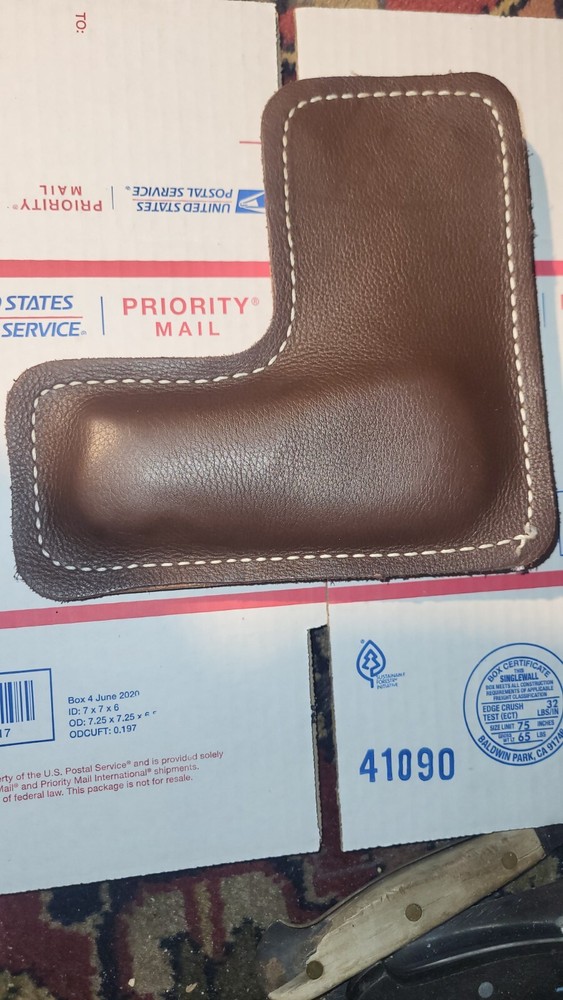 Buckingham L-Shape Leather Pole Climber Pad 3122-L