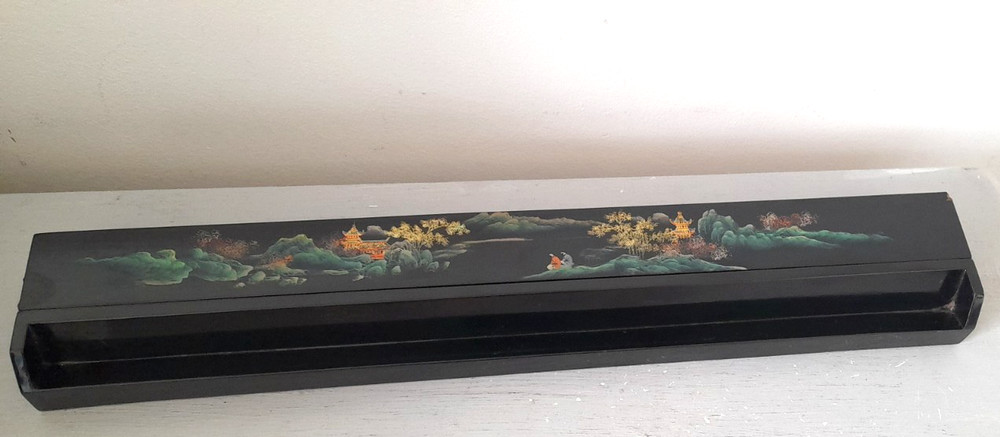 Vintage Japanese Maki-E Lacquer Calligraphy Hinged Paint Box