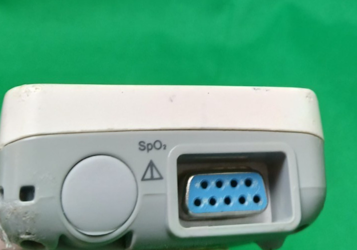 BLT M800 Handheld Pulse Oximeter Untested