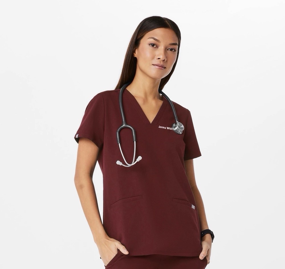 FIGS Casma Three-Pocket Scrub Top XL Burgundy