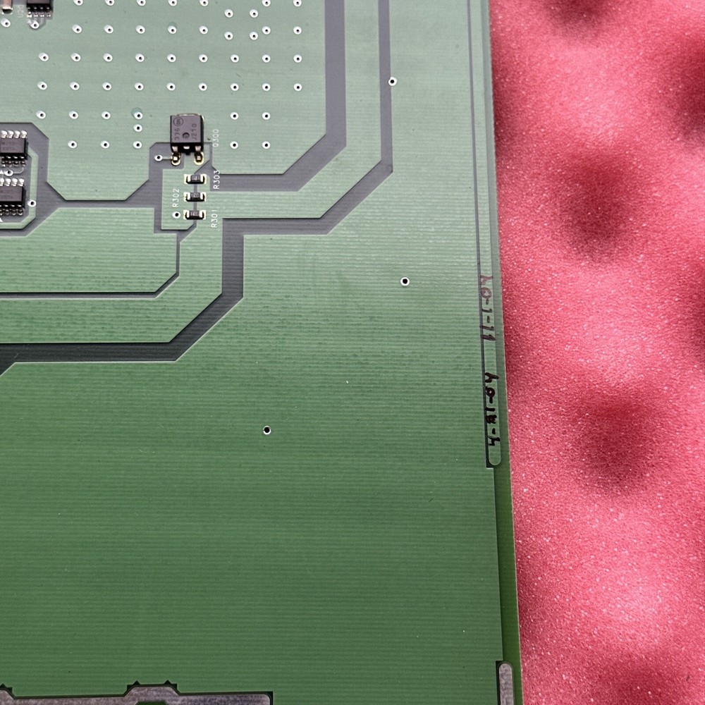 MOTOROLA BLN7024C M0383361 Board
