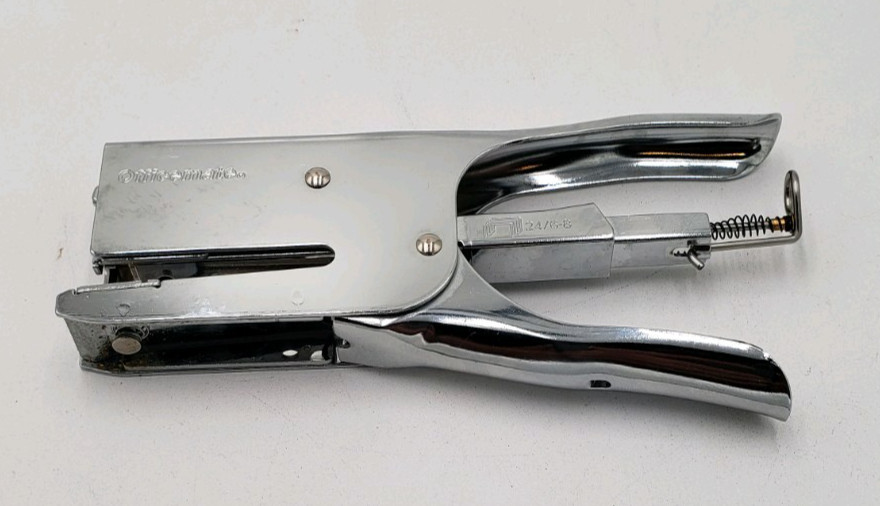 Classic Plier Stapler Bundle  Metal Silver 97768 A2