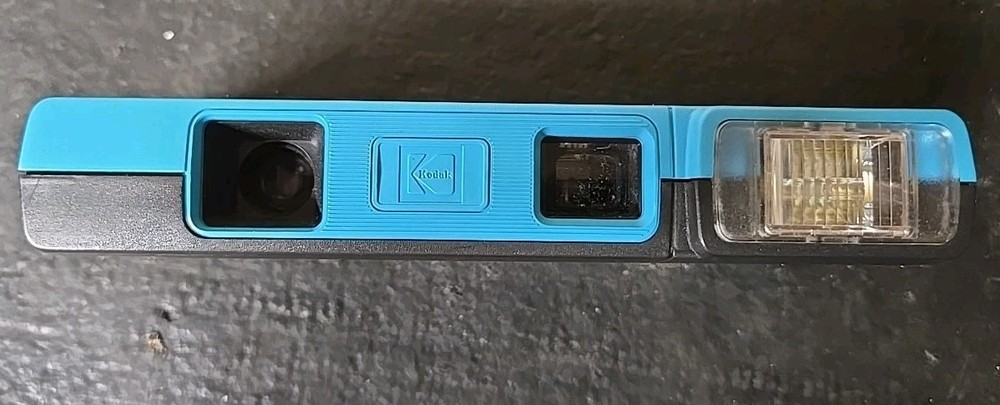 Vintage Blue Kodak PAZZAZZ Camera (Untested)