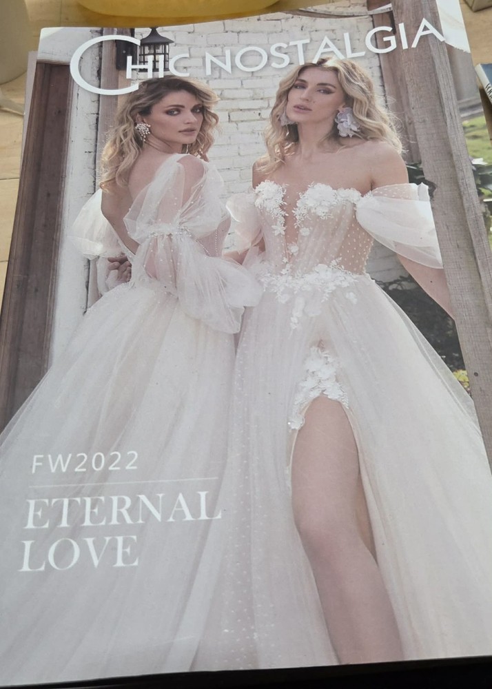 Chic Nostalgia FW2022 "Eternal Love" Collection Catalog