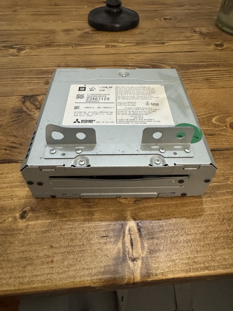 2015 Tahoe CD/DVD receiver
